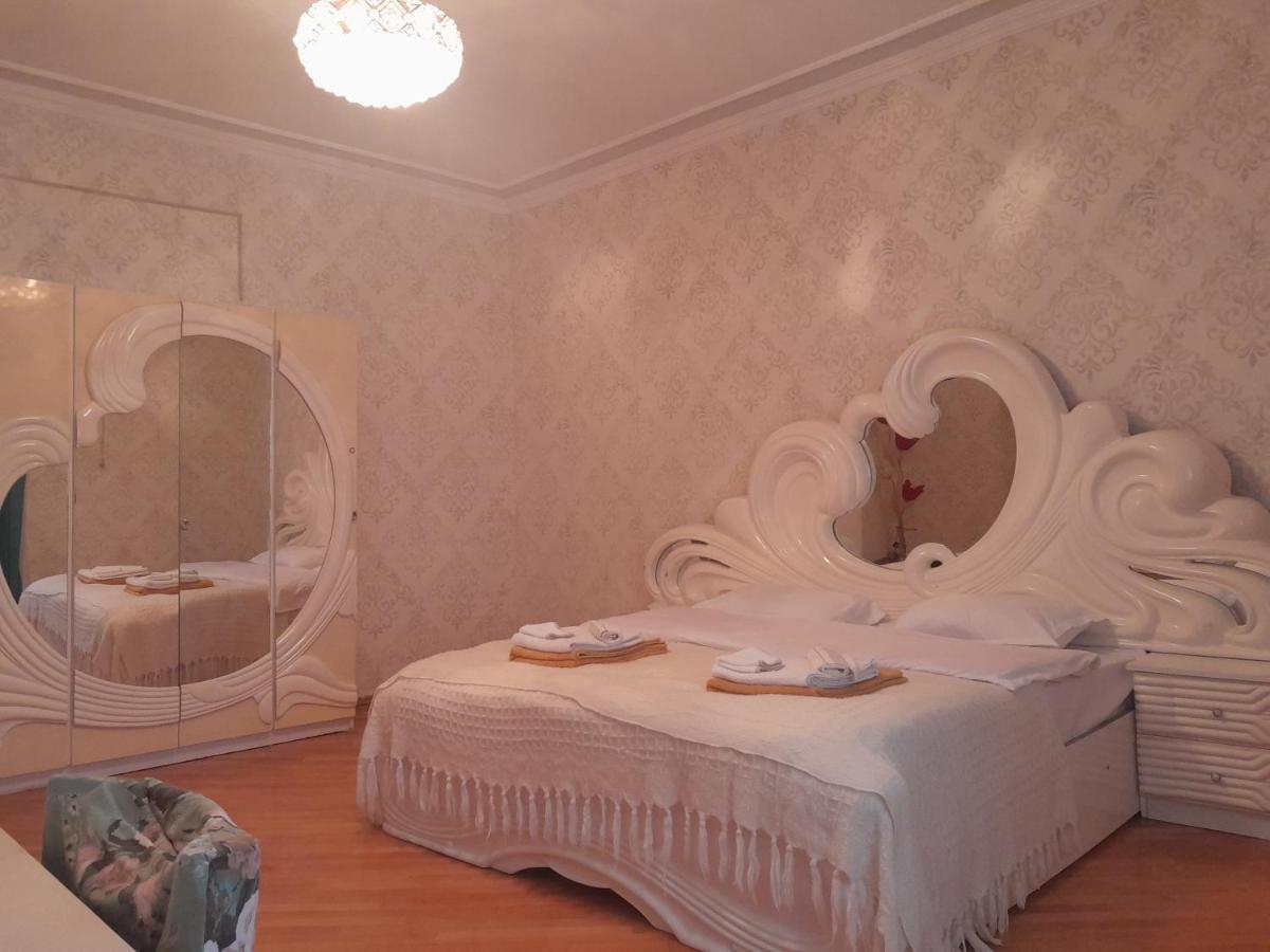 Belas House With Terrace Кутаїсі Екстер'єр фото