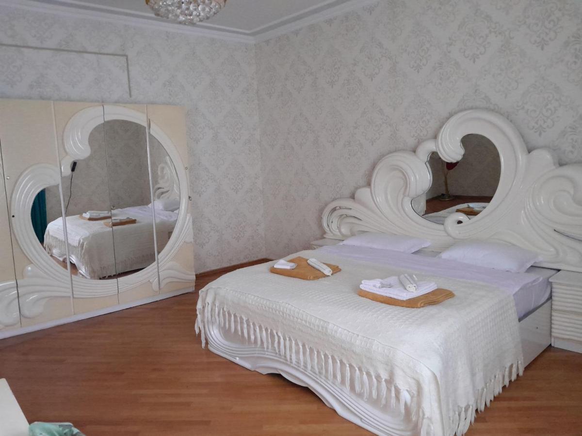 Belas House With Terrace Кутаїсі Екстер'єр фото