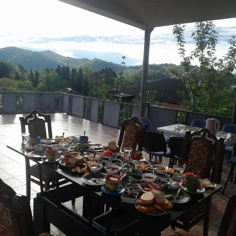 Belas House With Terrace Кутаїсі Екстер'єр фото