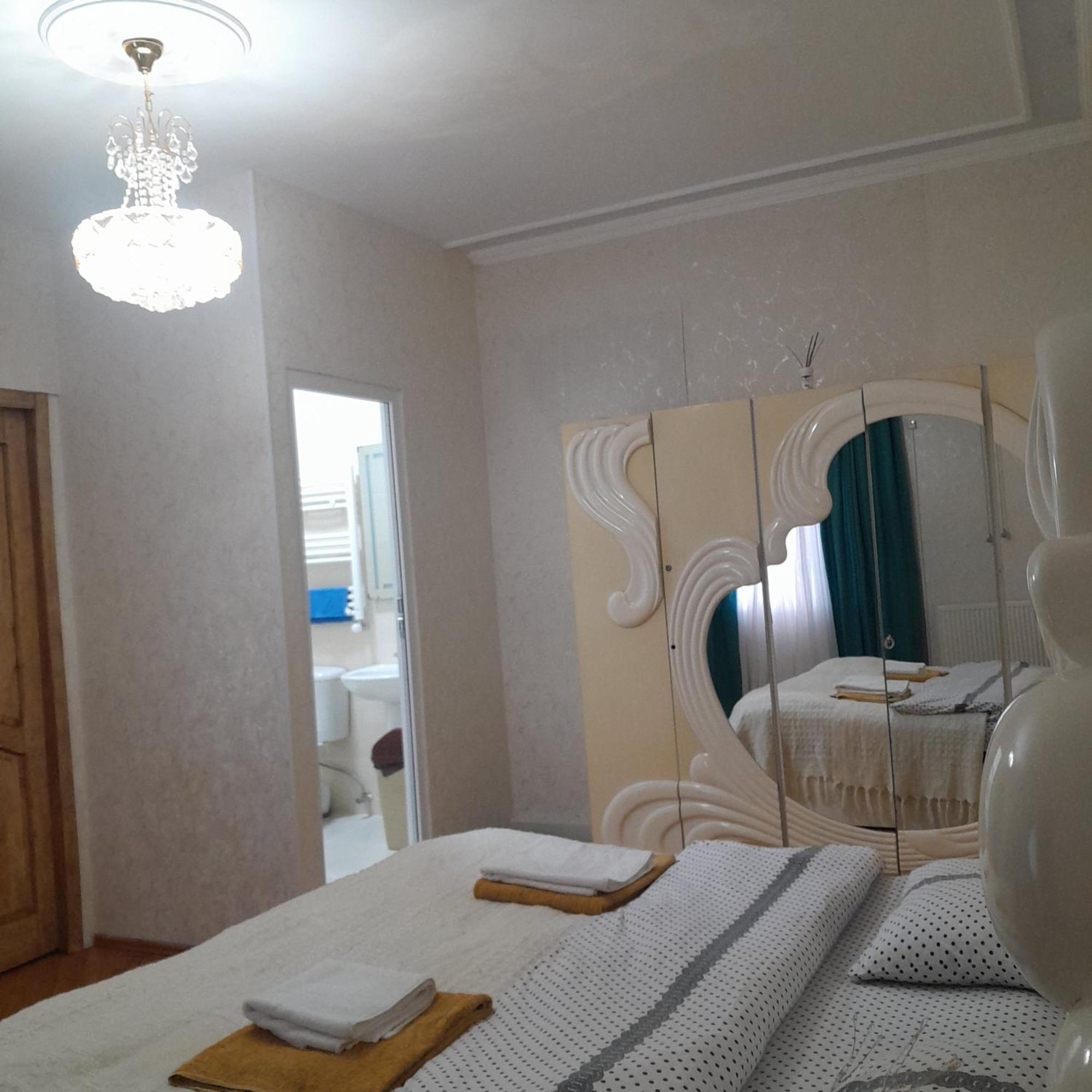 Belas House With Terrace Кутаїсі Номер фото